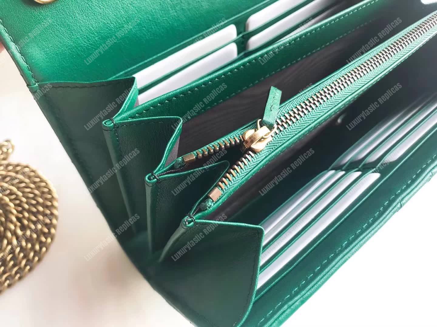 G*u*i gg marmont matelasse mini bag emerald green