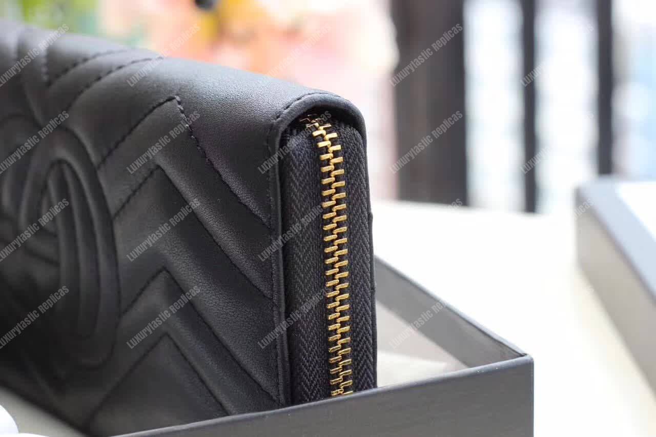 G*u*i gg marmont animal studs continental wallet