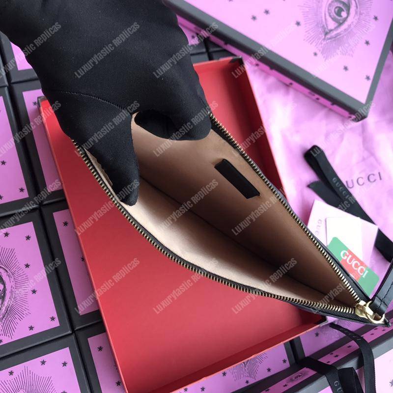 G*u*i gg marmont animal studs leather pouch black