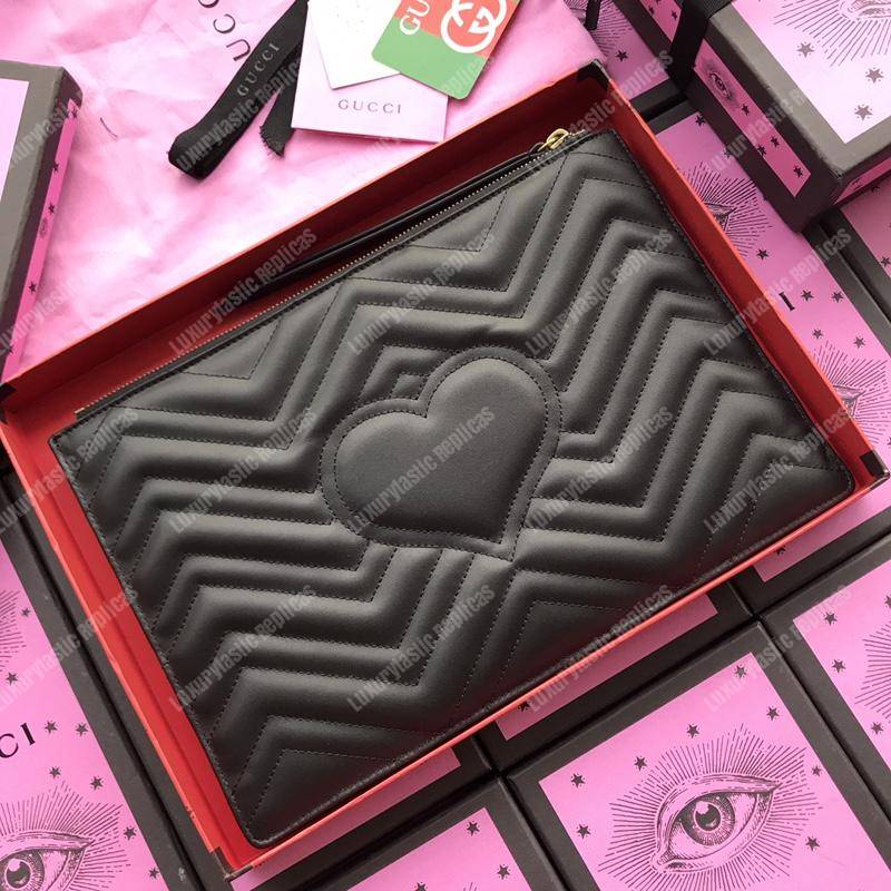 G*u*i gg marmont animal studs leather pouch black