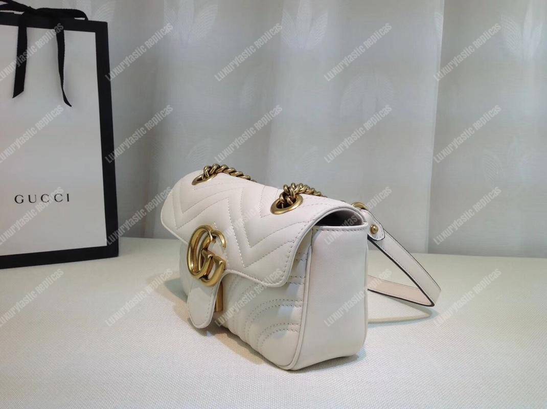 G*u*i gg marmont matelassé mini bag white