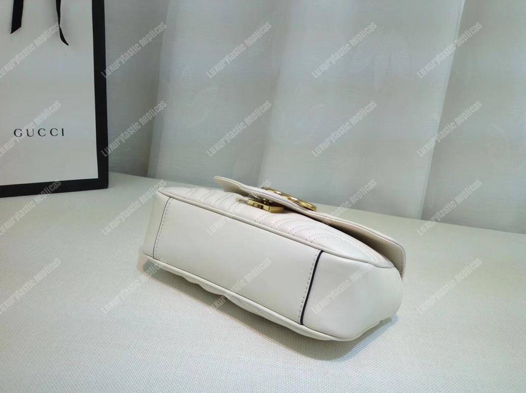 G*u*i gg marmont matelassé mini bag white