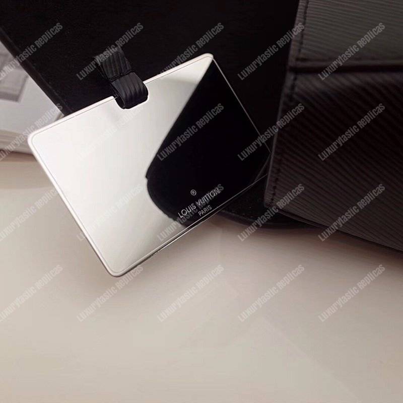 LV Twist MM Epi Leather Black Gold-Colored Lock