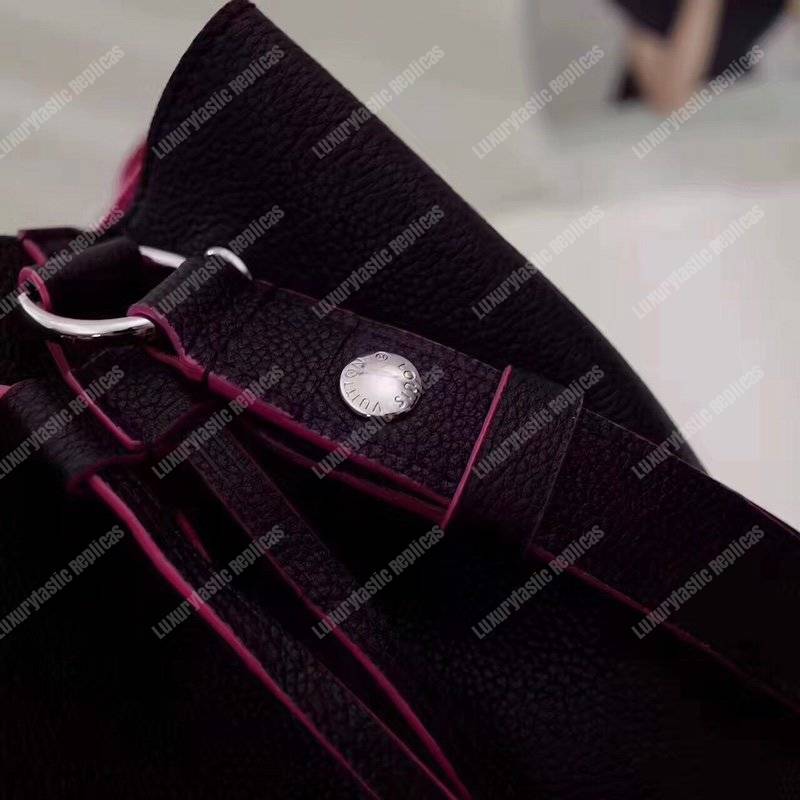 LV Lockme Bucket Noir