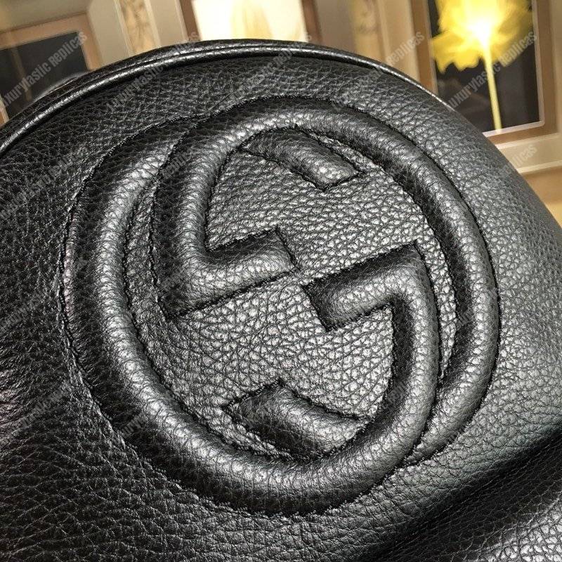 G*u*i soho leather chain backpack black