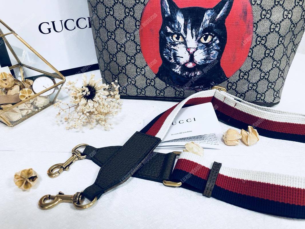 G*u*i mystic cat patch gg sup*e tote bag