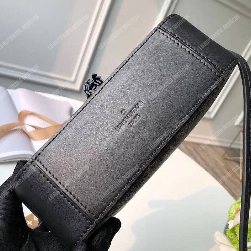 LV Saintonge Monogram Noir