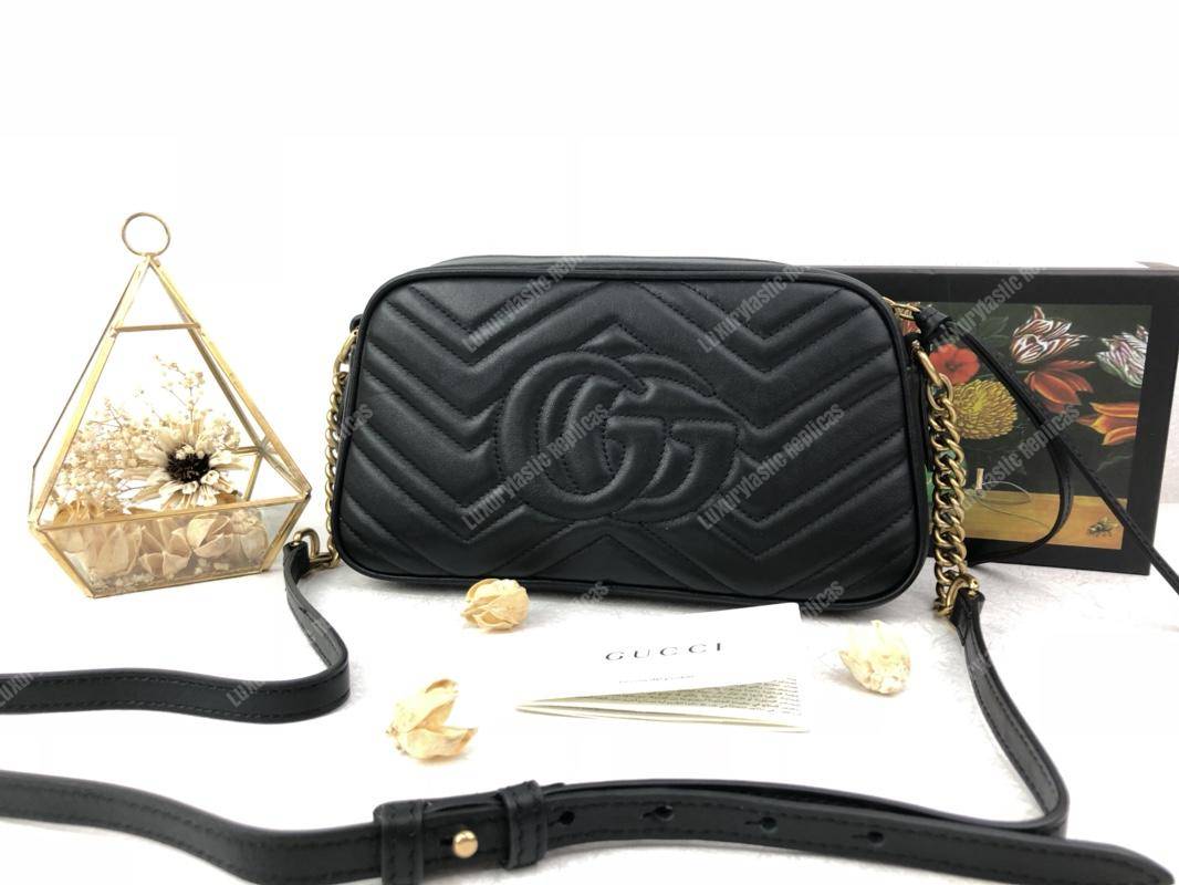 G*u*i gg marmont small matelassé shoulder bag black