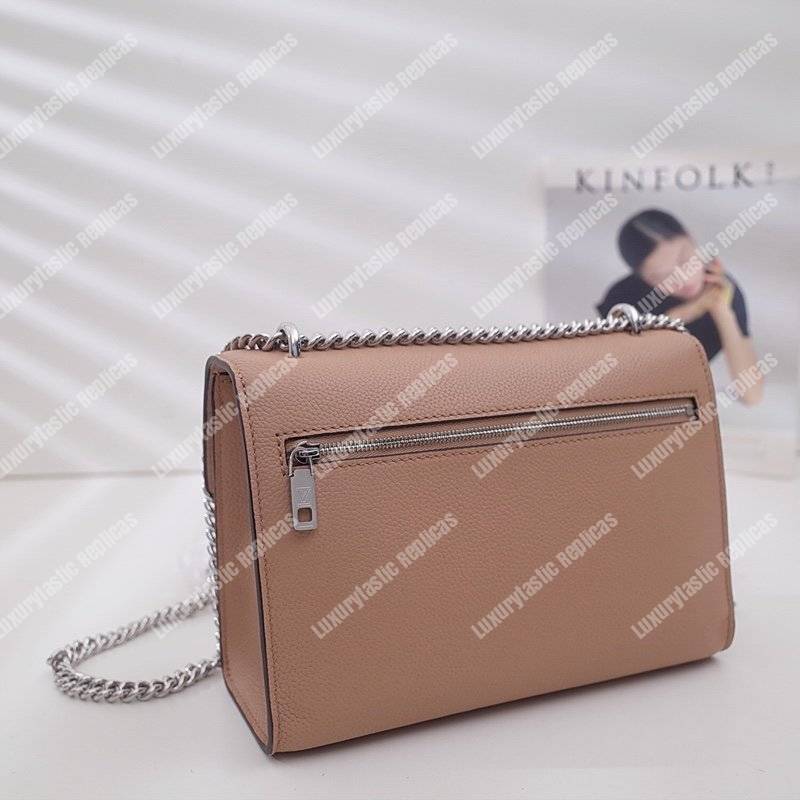LV MyLockMe BB Papyrus Creme