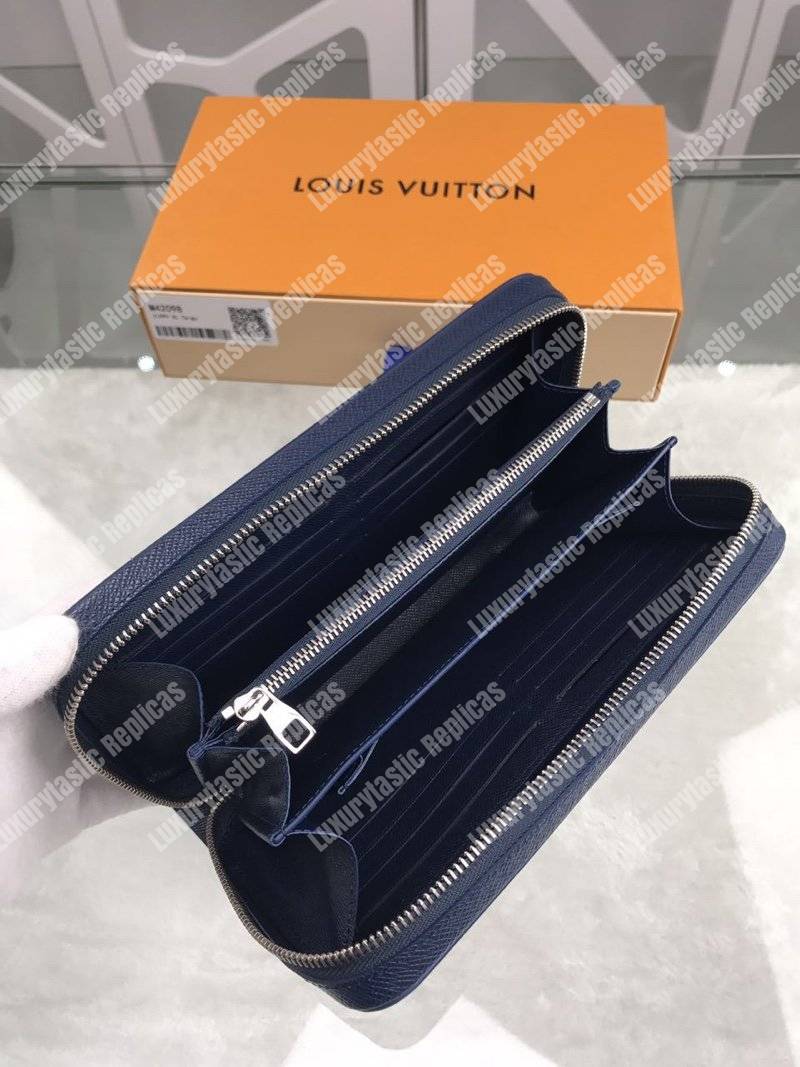 LV Zippy XL Wallet Taiga Bleu Marine