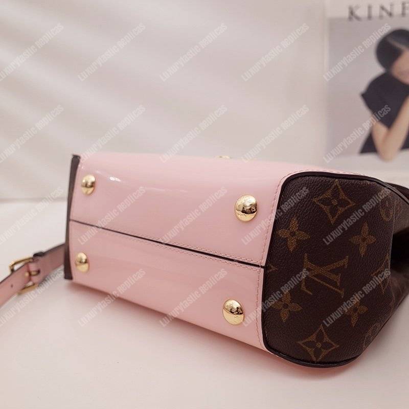 LV Cherrywood PM Patent Leather Rose Ballerine