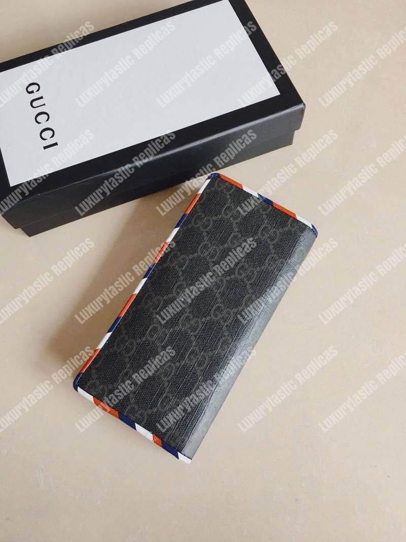 G*u*i night courrier gg sup*e long wallet black