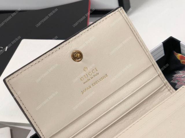 G*u*i signature card case wallet with cherries white