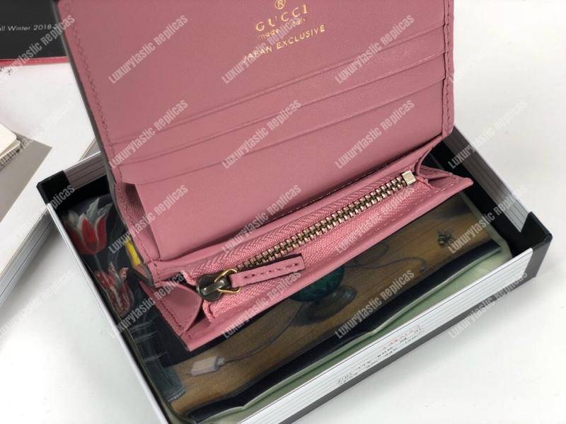 G*u*i signature card case wallet with cherries pink