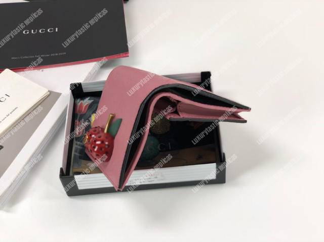 G*u*i signature card case wallet with cherries pink