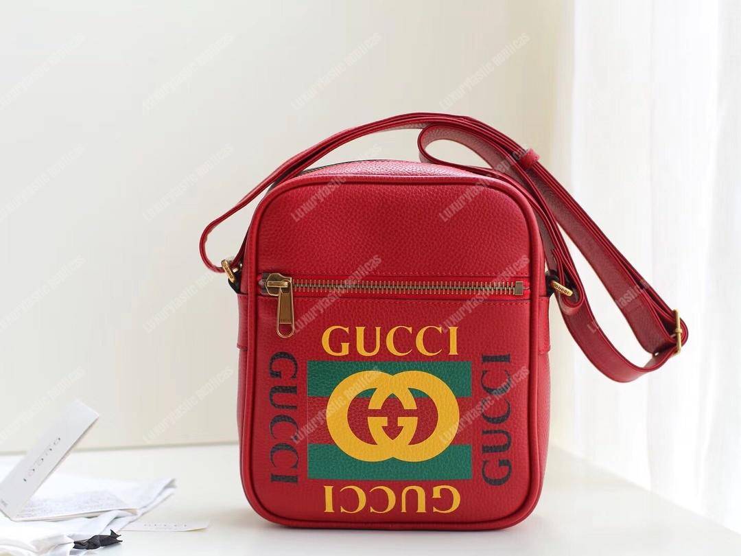 G*u*i print messenger bag hibiscus red leather
