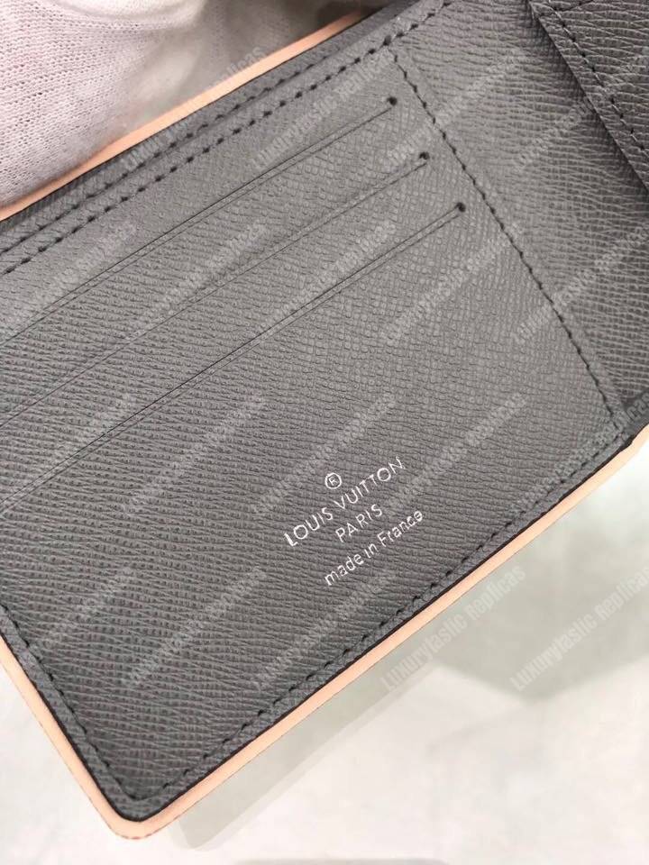 LV Fall-Winter 2018 Multiple Wallet Monogram Titanium
