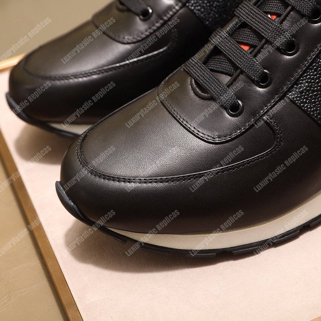 Pra*a leather sneakers black