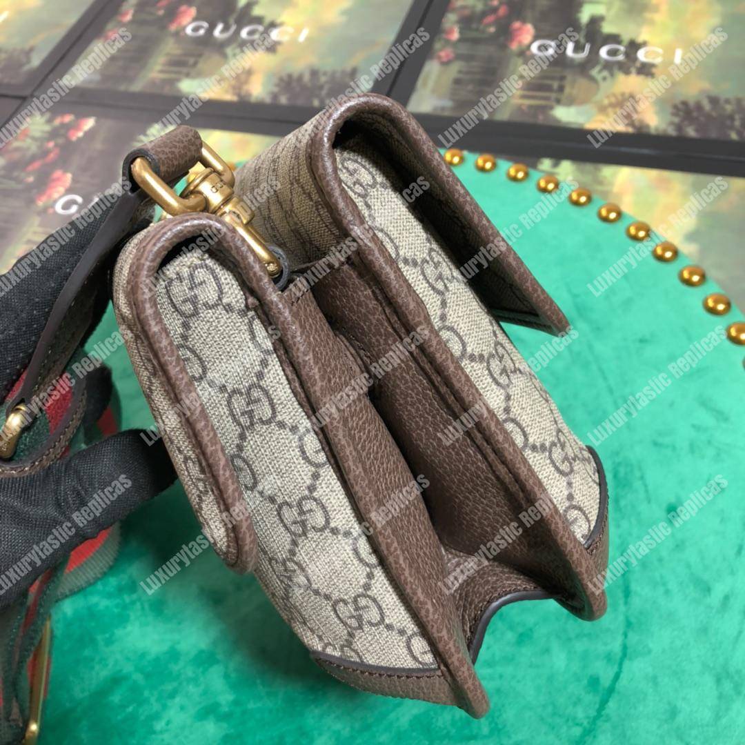 G*u*i neo vintage messenger small bag gray trim