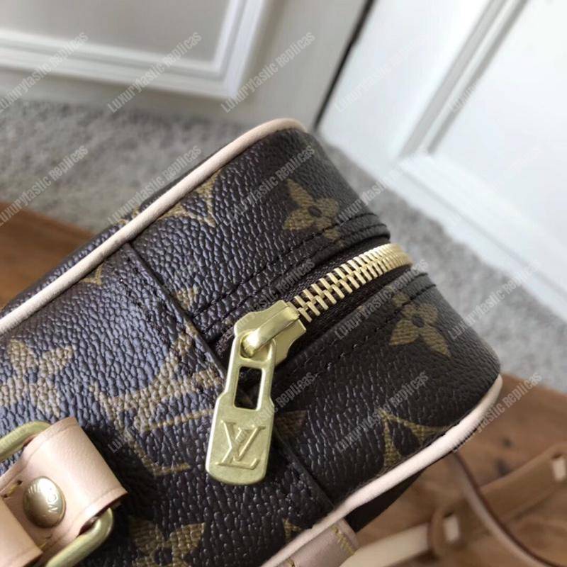 LV Trocadero 27 Messenger Bag Monogram Canvas