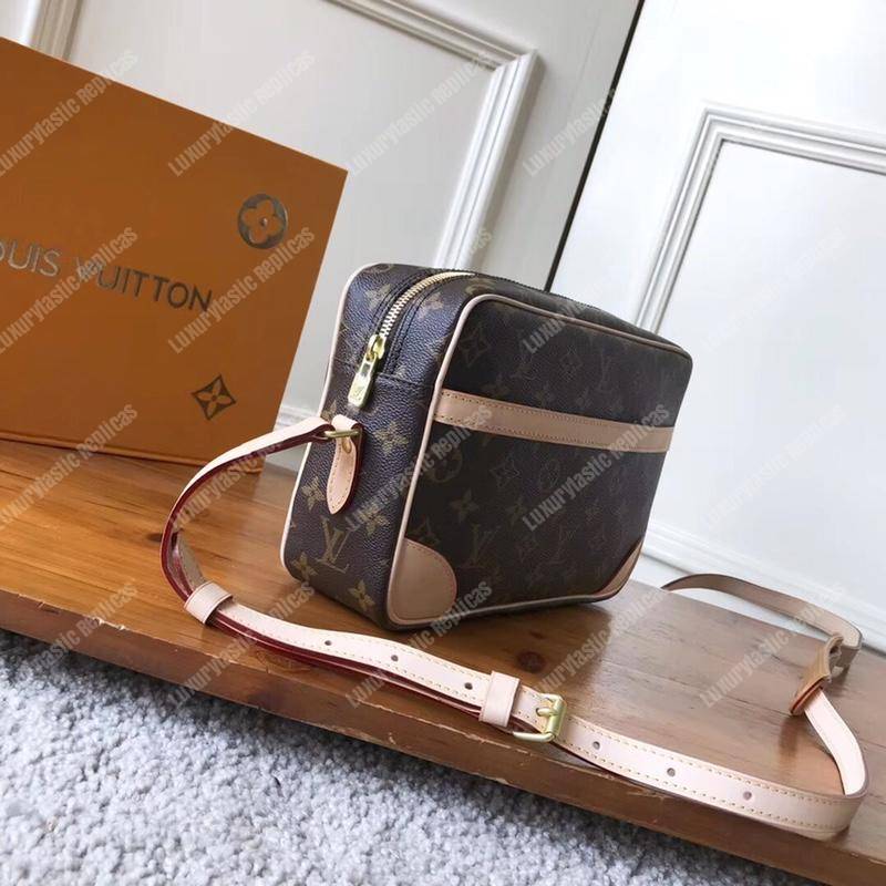 LV Trocadero 27 Messenger Bag Monogram Canvas