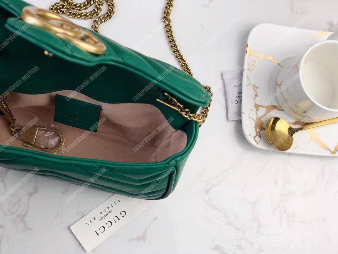 G*u*i gg marmont matelassé super mini bag green