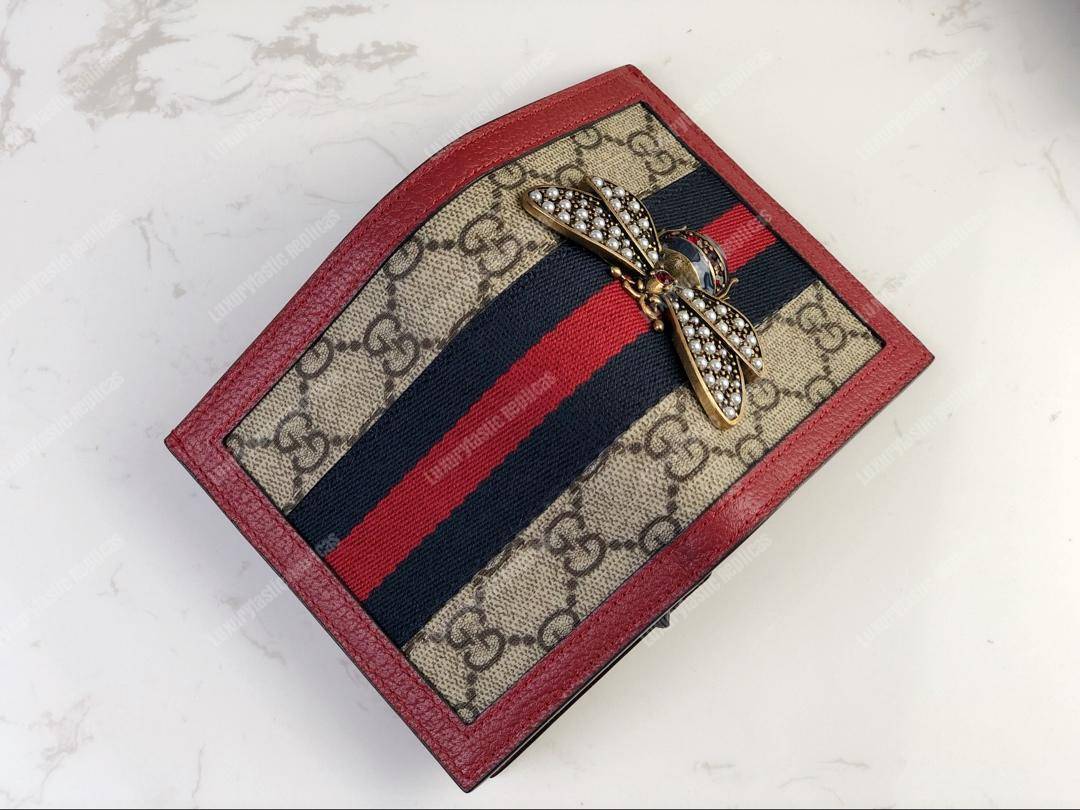 G*u*i queen margaret gg sup*e card case wallet red