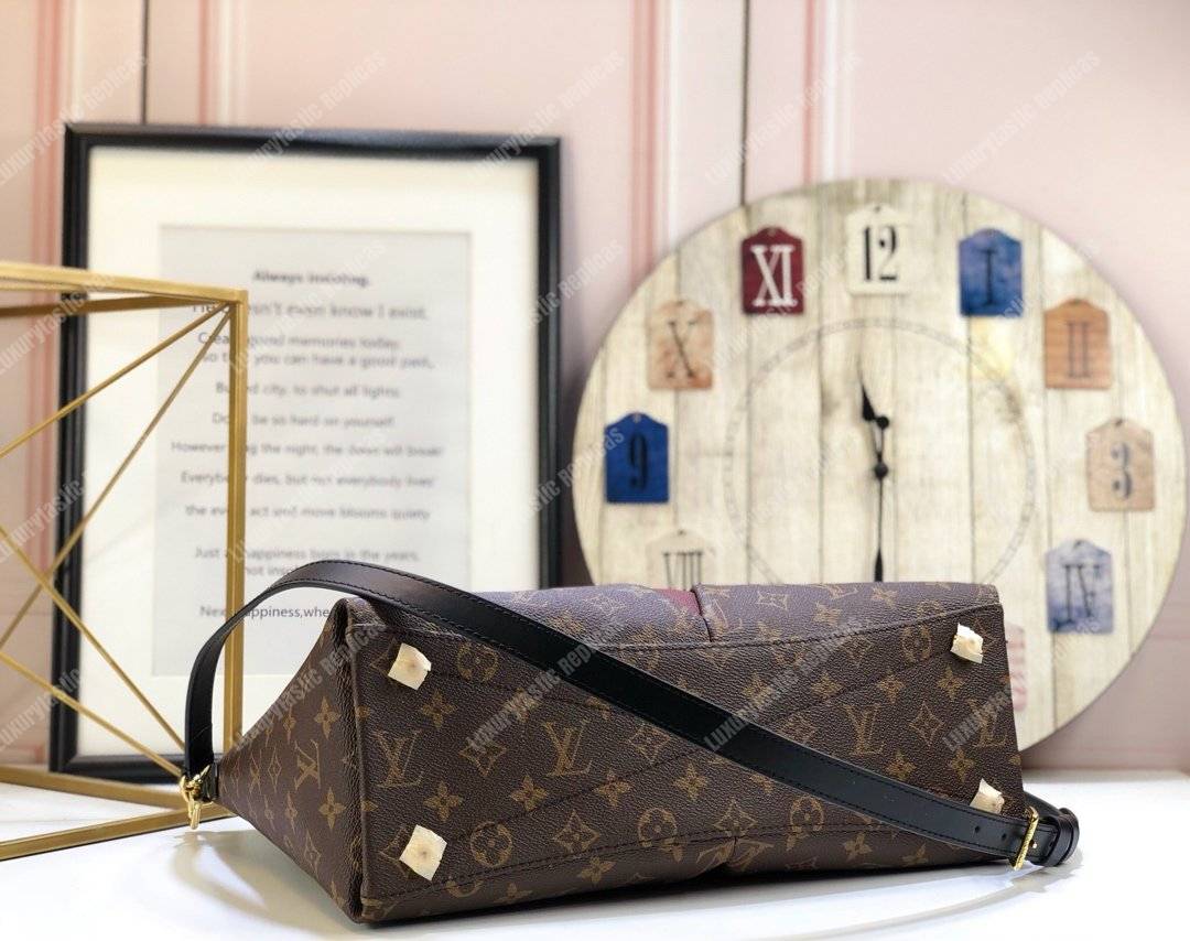 LV V Tote MM Monogram Bordeaux