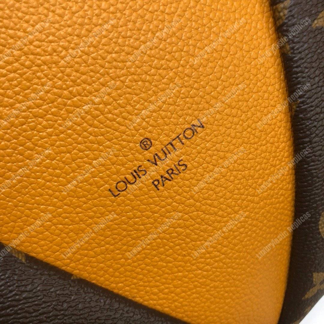 LV V Tote MM Monogram Safran