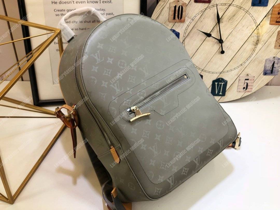 LV Backpack PM Monogram Titanium
