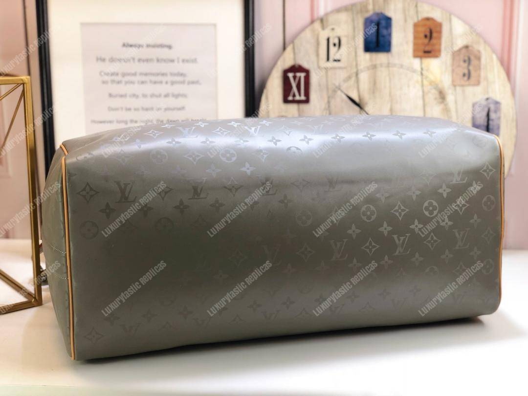 LV Keepall Bandouliere 50 Monogram Titanium