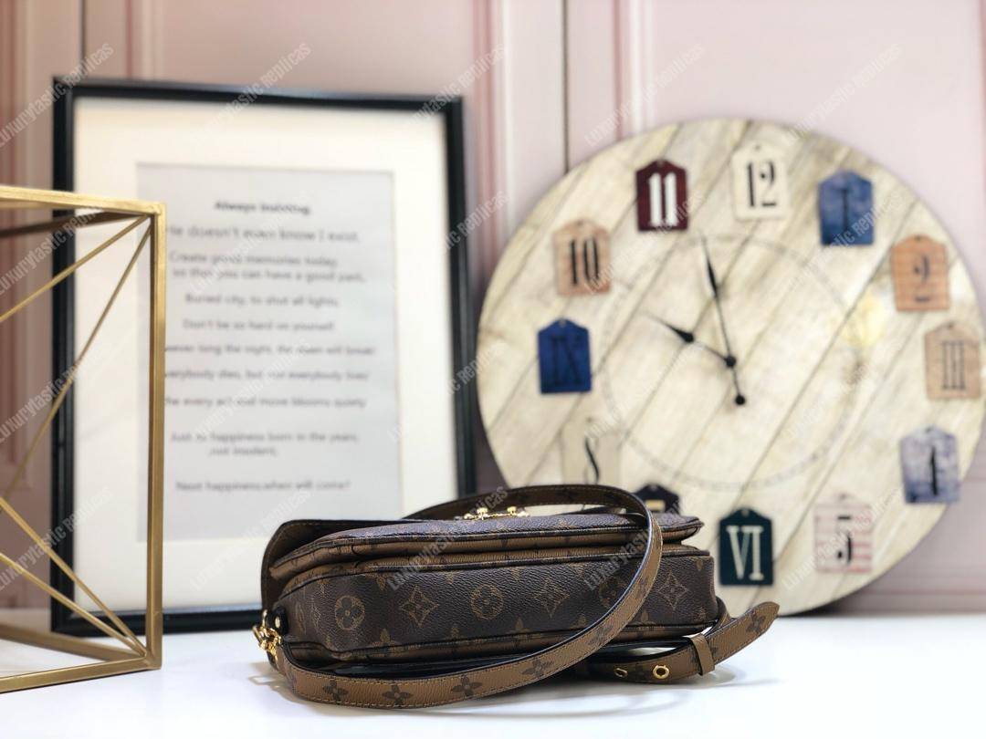 LV Pochette Métis Monogram Reverse Canvas