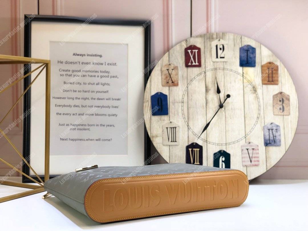 LV Pochette Cosmos Monogram Titanium