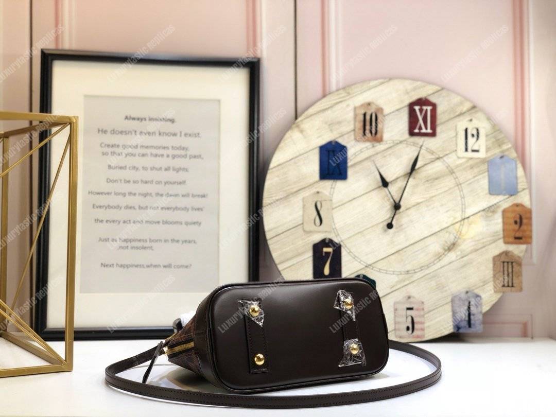 LV Alma BB Damier Ebene