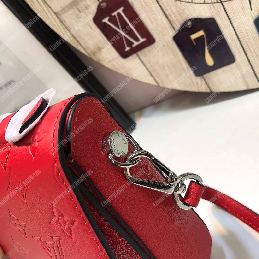 LV Very Messenger Handbag Monogram Rubis