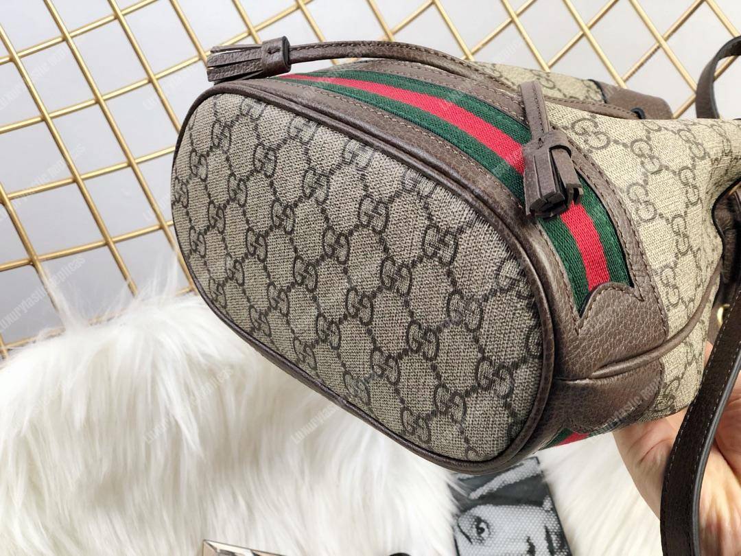 G*u*i small gg bucket bag