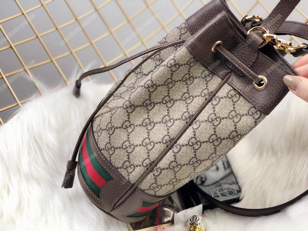 G*u*i small gg bucket bag