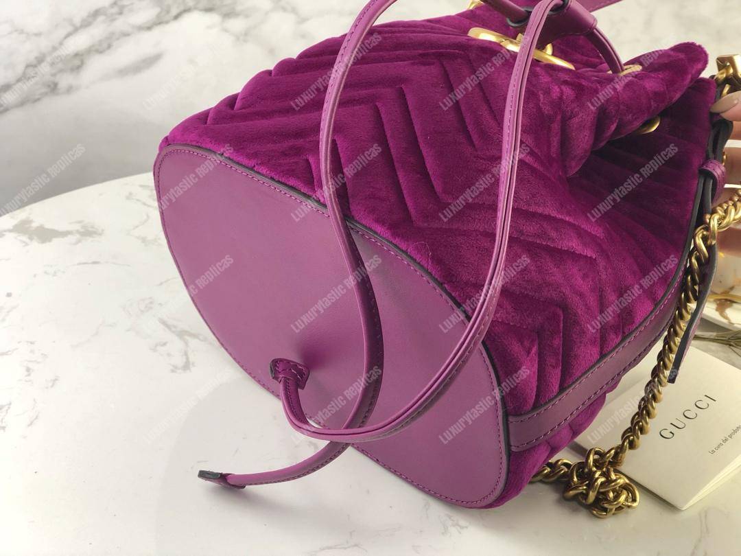 G*u*i gg marmont velvet bucket bag fuchsia