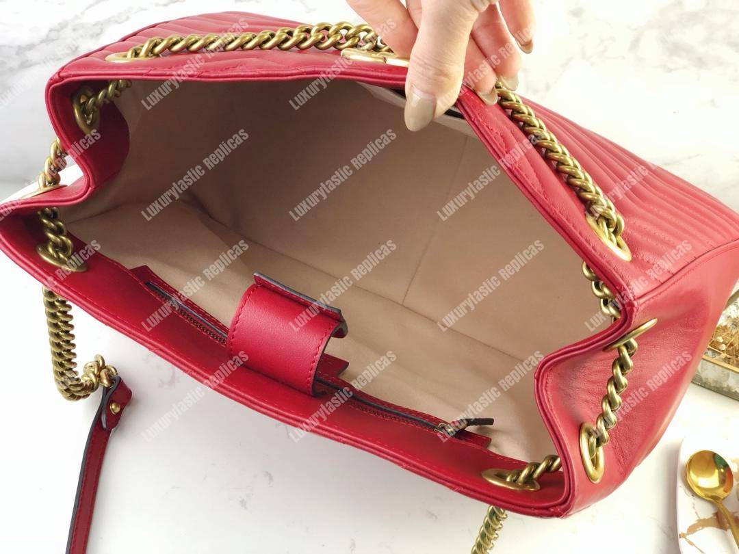 G*u*i gg marmont matelassé shoulder bag red