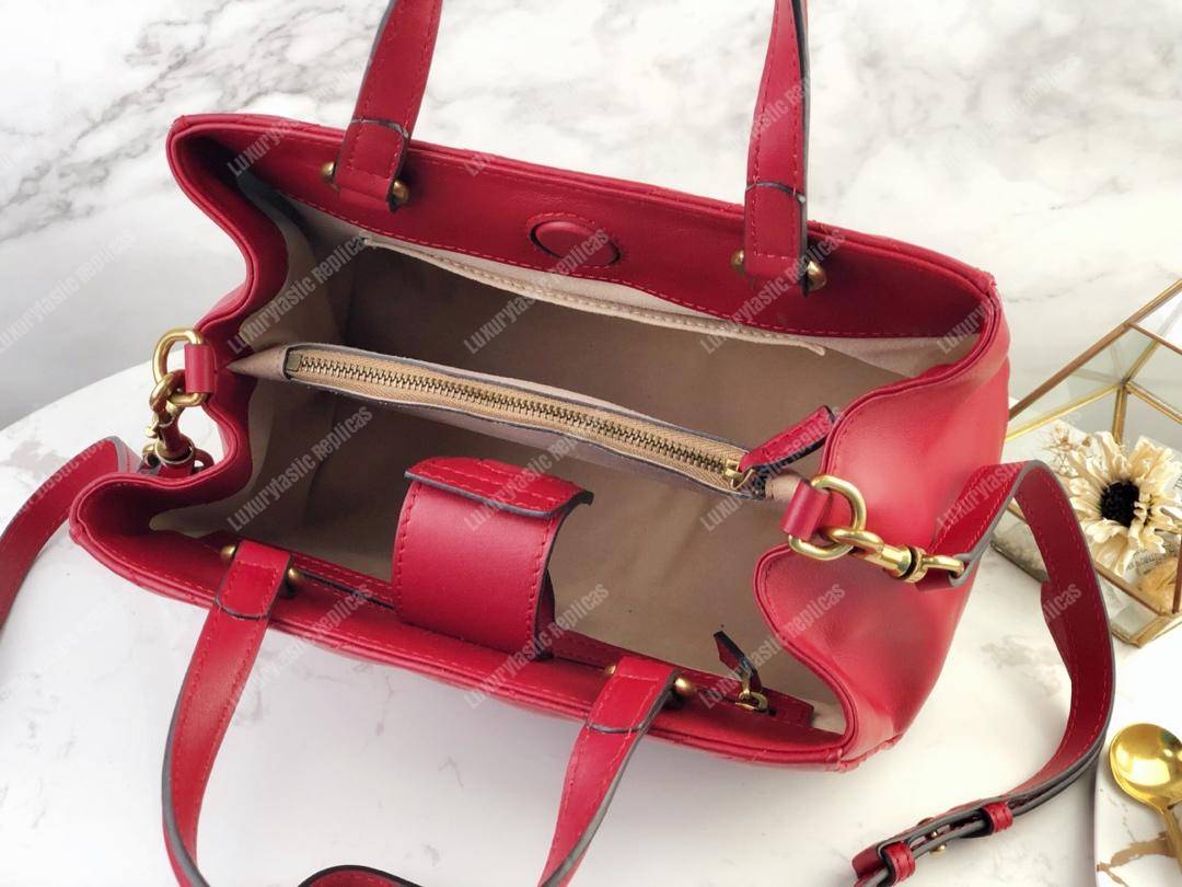 G*u*i gg marmont small matelassé top handle bag red