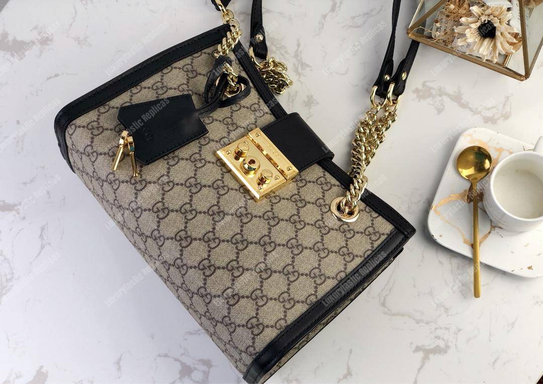 G*u*i padlock small shoulder bag black