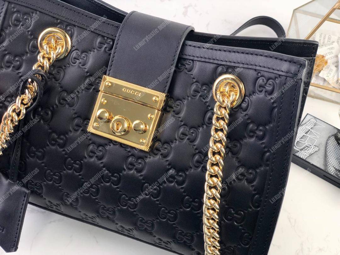 G*u*i padlock G*u*i signature small shoulder bag black