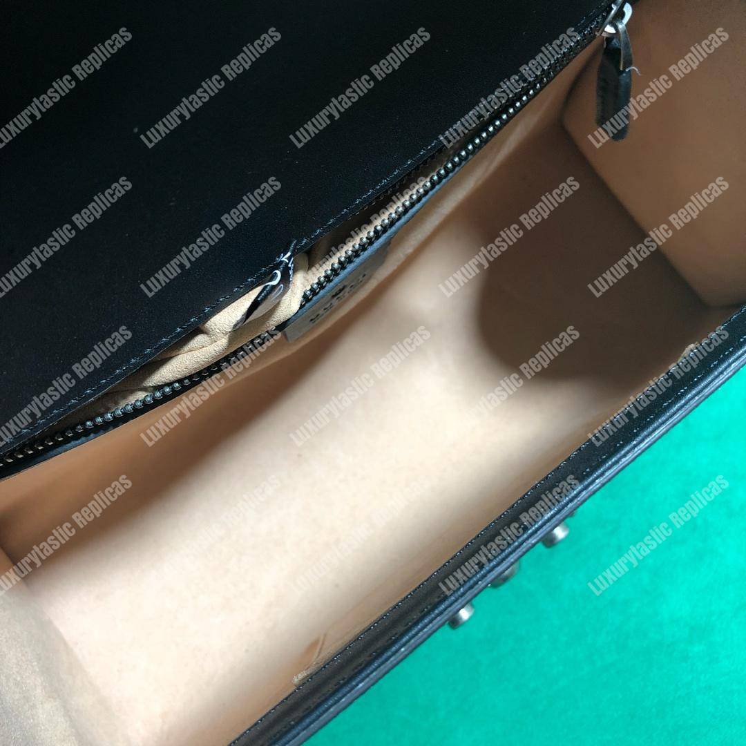 G*u*i padlock medium gg sup*e shoulder bag white blooms