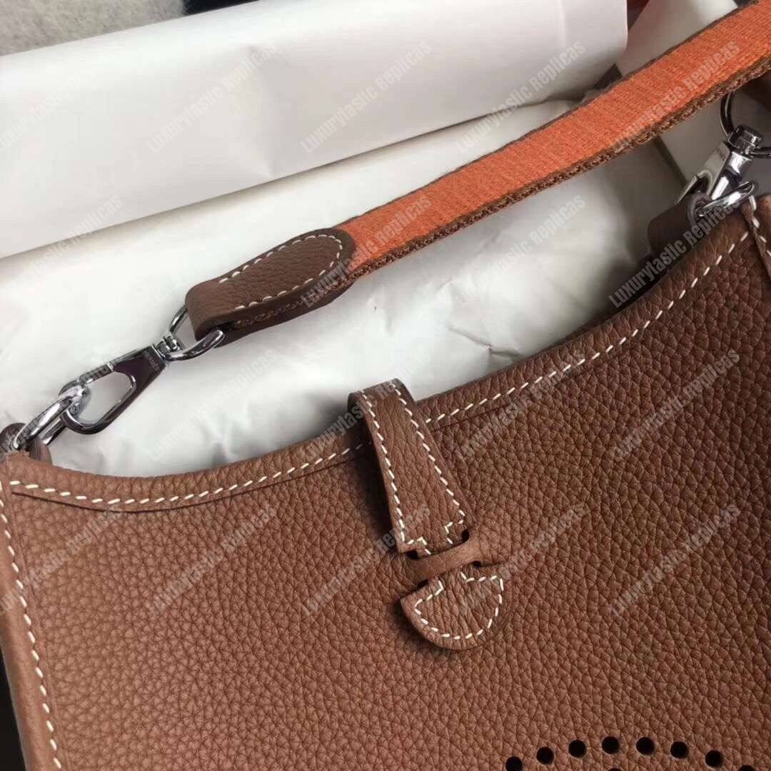 H**mes mini evelyne iii 17 clemence bag gold