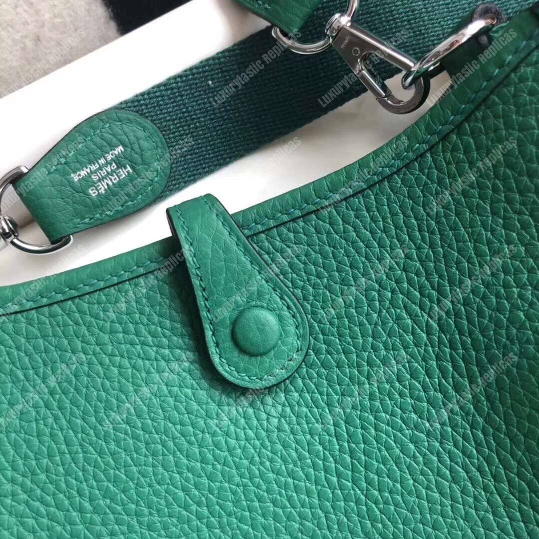 H**mes mini evelyne iii 17 clemence bag vert vertigo
