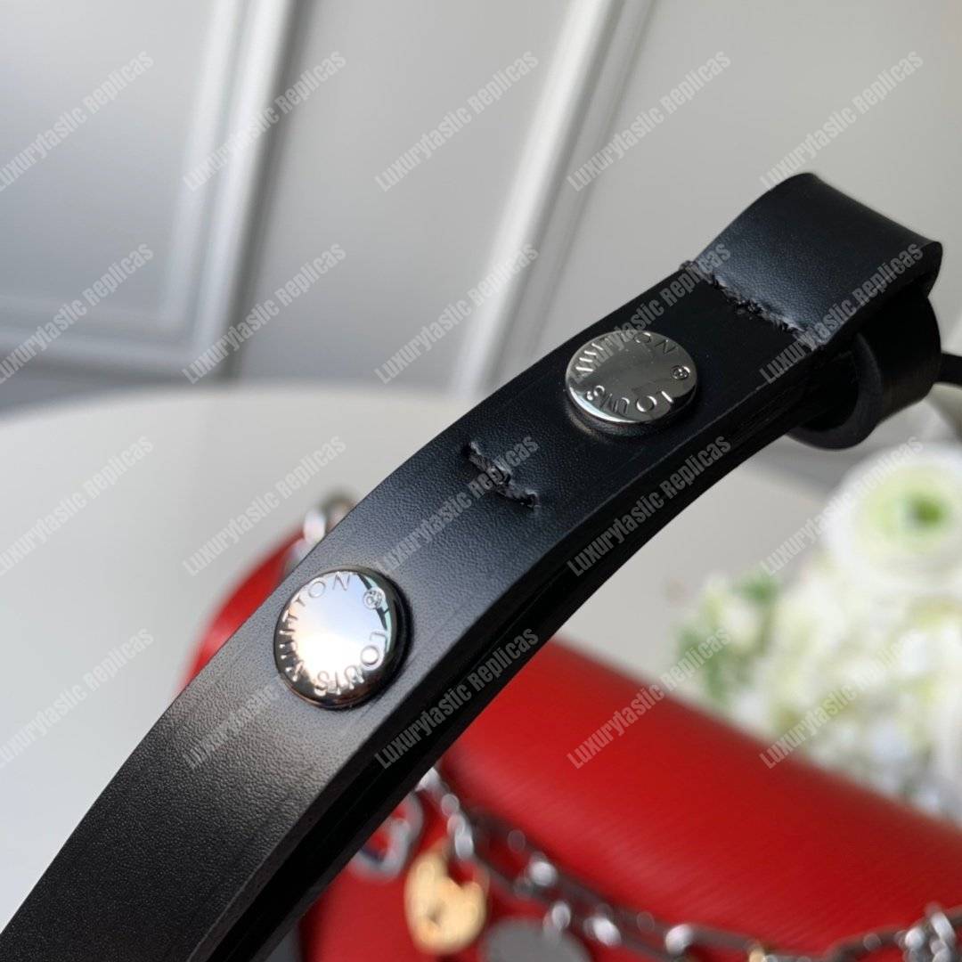 LV Twist MM Epi Love Lock Charms Cerise