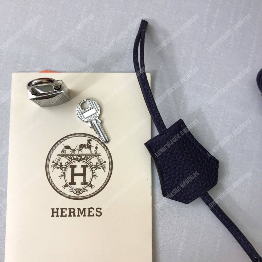 H**mes kelly 28 togo sapphire blue silver-toned hardware