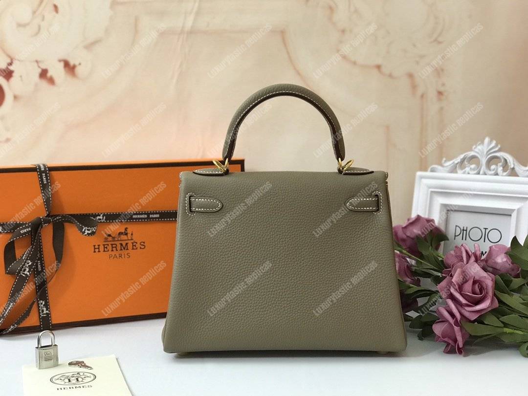 H**mes kelly 32 togo etoupe gold-toned hardware