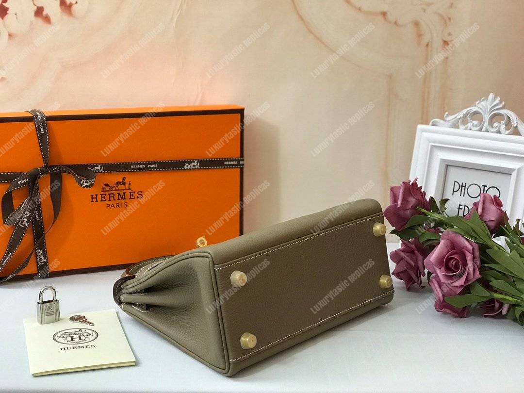 H**mes kelly 32 togo etoupe gold-toned hardware