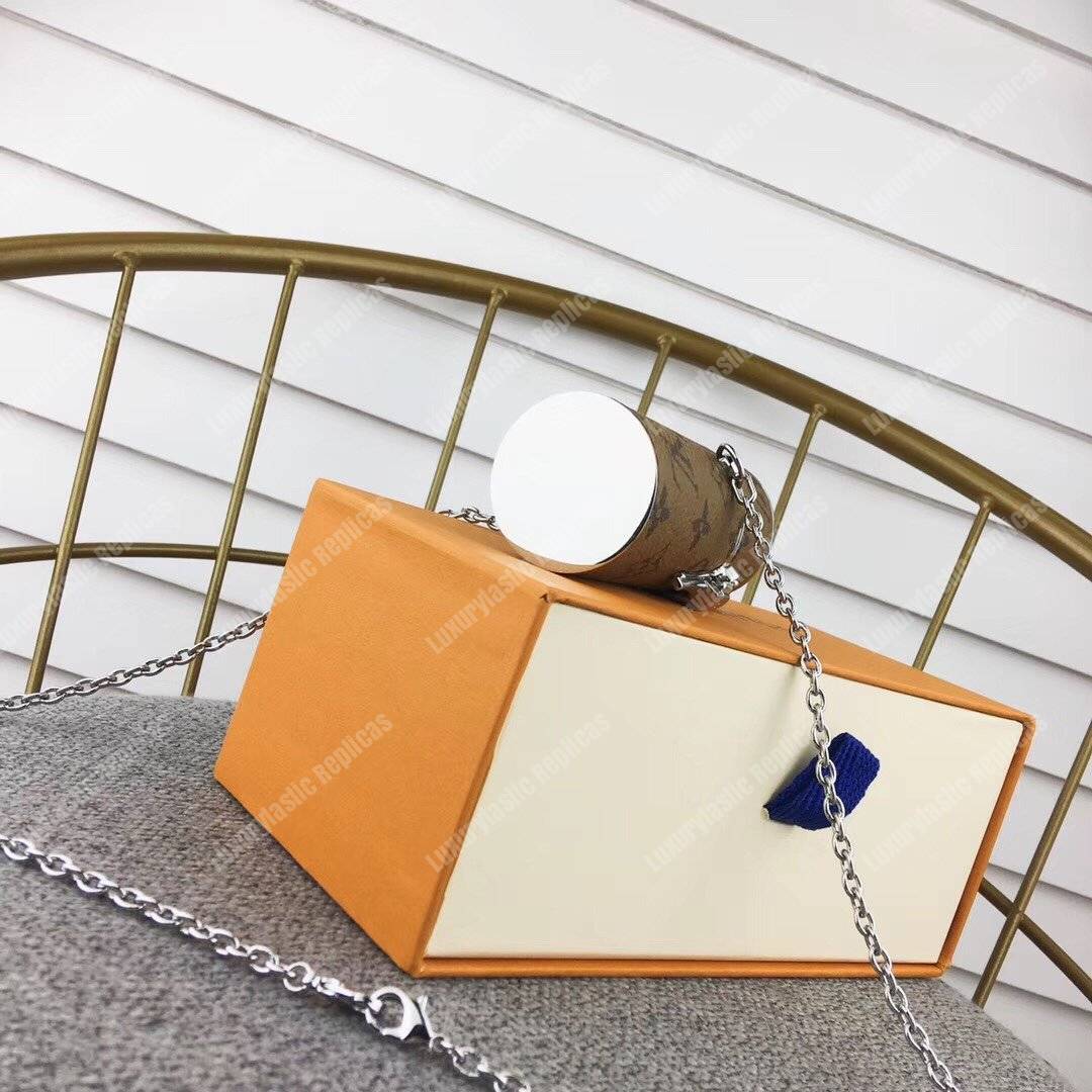 LV Lipstick Case Monogram Reverse Canvas